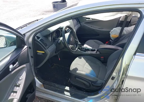 2013 Hyundai Sonata Gls z USA, uszkodzony, nr VIN 5NPEB4AC6DH735896